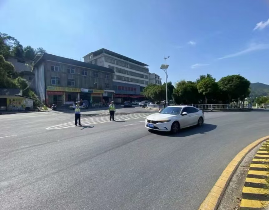 bc07259808d39a02da64b4c8b912b580.jpg