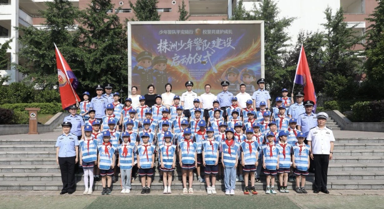 9c9ea9c70be9d50da9e3d2478a949fbb.jpg
